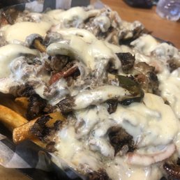Philly cheesesteak fries Philly cheesesteak fries