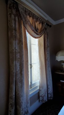Murphys Historic Hotel by null