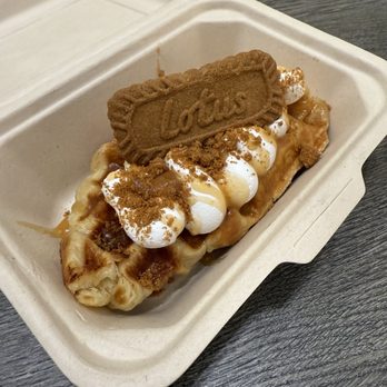 Croffles - Biscoff Croffles - Desserts Near Me - Pleasanton, California