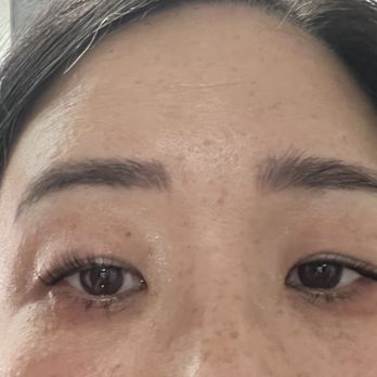 My Perfect Brows - After a lash lift. Lashes not matching at all. One eye looks like it's lifted and the other one looks like nothing was done to it. - Eyelash Service Near Me - Long Beach, California