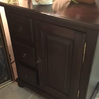 Woodmasters Workshop - This is the finished product. Excellent workmanship, takes pride in his work - Furniture Reupholstery Near Me - Encinitas, California Woodmasters Workshop - This is the finished product. Excellent workmanship, takes pride in his work - Furniture Reupholstery Near Me - Encinitas, California
