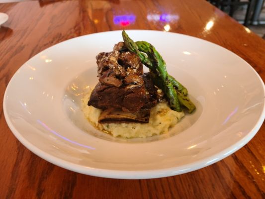 Alex's Kitchen by null