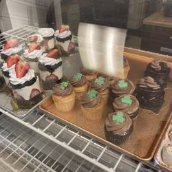 B+C Pizza - Bakery