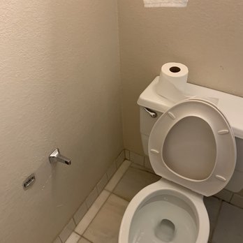 Motel 6 - Broken toilet paper holder - Hotels Near Me - Rochester, New York Motel 6 - Broken toilet paper holder - Hotels Near Me - Rochester, New York
