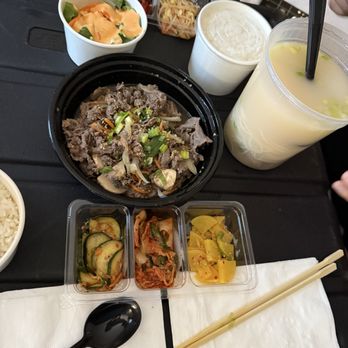 Food Gallery 32 - Food Court Near Me - New York, New York