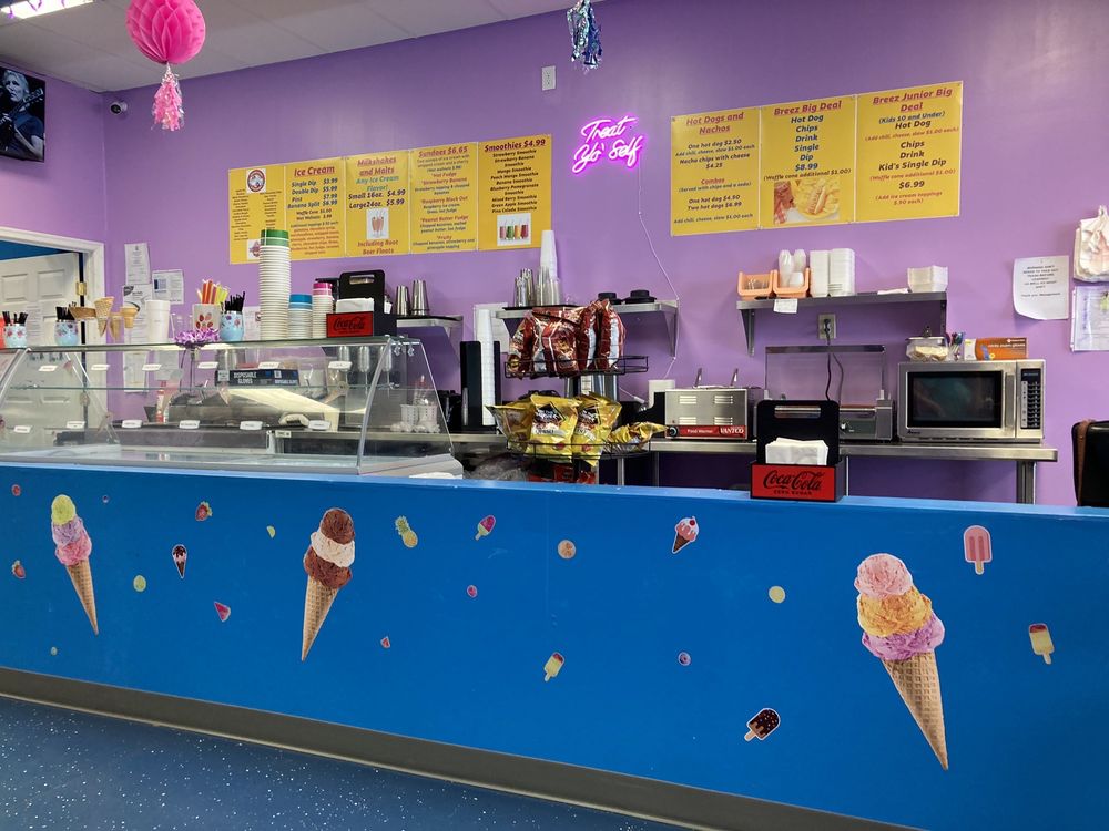 Breez Ice Cream Logo