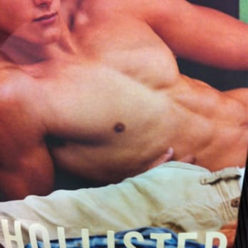 Hollister - Men's Clothing Near Me - Arlington, Texas Hollister - Men's Clothing Near Me - Arlington, Texas