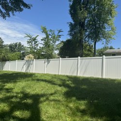 Super Fabrications - White Vinyl Fence