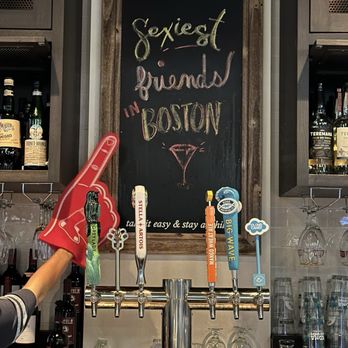 Hotel Indigo Boston Garden - Fun bartenders. - Hotels Near Me - Boston, Massachusetts Hotel Indigo Boston Garden - Fun bartenders. - Hotels Near Me - Boston, Massachusetts