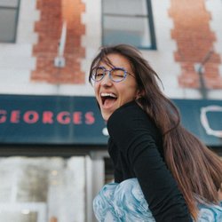 Georges Laoun Opticien - Glossi Fait au Japon.
