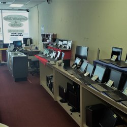 PC Mechanics - Sales floor, laptops and more laptops