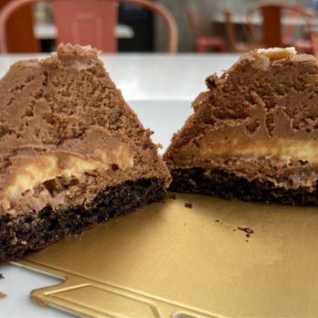 Madeleine Cafe & Bakery - Dolce de leche - Breakfast & Brunch Near Me - Solana Beach, California Madeleine Cafe & Bakery - Dolce de leche - Breakfast & Brunch Near Me - Solana Beach, California