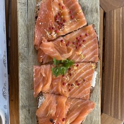 Vlaamsch Broodhuysch - Salmon