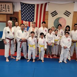 Kang's United Arts College - Master Berry's Monday class. A great workout with a great group of students.