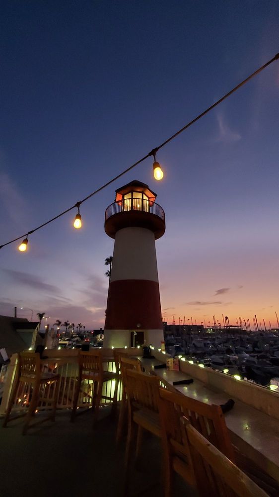 Lighthouse Oyster Bar & Grill