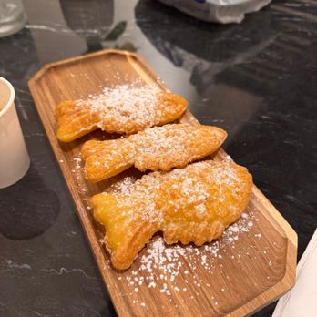The Korean Chef - Bungee-ppang (golden and crispy with creamy vanilla custard) - Korean Near Me - Kendall, Florida The Korean Chef - Bungee-ppang (golden and crispy with creamy vanilla custard) - Korean Near Me - Kendall, Florida