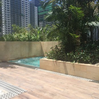 Grand Hyatt Manila - Hot tubs - Hotels Near Me - Taguig, NCR