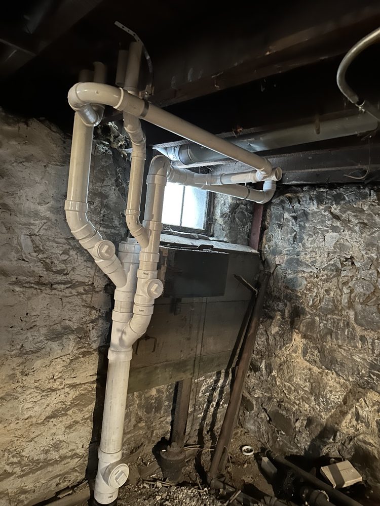 Slide of DM Plumbing Services