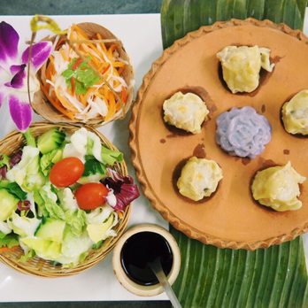 Niyom - Thai Near Me - Wilrijk, VAN