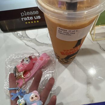 Paris Banh Mi - Thai tea, key chains - Vietnamese Near Me - Fort Myers, Florida