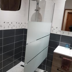 L'Oulivade - Salle de bain commune aux deux chambres