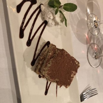 Benjamin Steakhouse - Tiramisu - Steakhouses Near Me - White Plains, New York