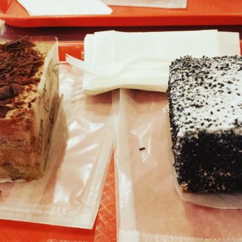 Lucky King Bakery - Ick and powder cake - Bakeries Near Me - New York, New York Lucky King Bakery - Ick and powder cake - Bakeries Near Me - New York, New York