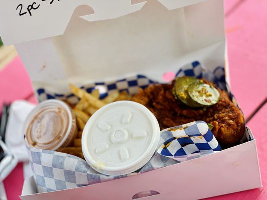 Pete's Hot Chicken by null