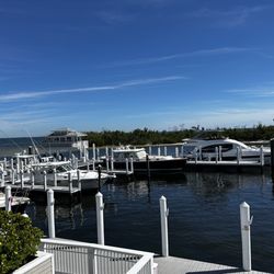 Eagle Grille and Millers Dockside - Dockside dining