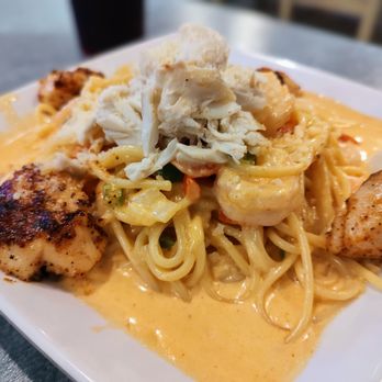 Pier House - Seafood Pasta - Bars Near Me - Orange Beach, Alabama Pier House - Seafood Pasta - Bars Near Me - Orange Beach, Alabama