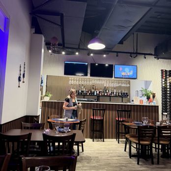 Efesus Cafe - Inside - Mediterranean Near Me - Ashburn, Virginia