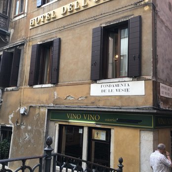 Hotel dell'Opera - Hotels Near Me - Venezia, VE