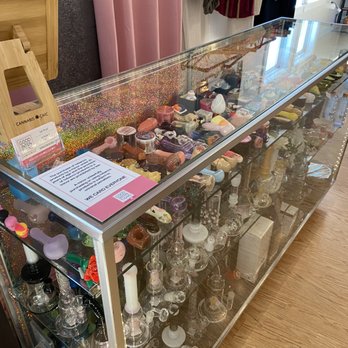 Good Intentions Cannabis Chic - Cannabis Collective Near Me - Saugatuck, Michigan