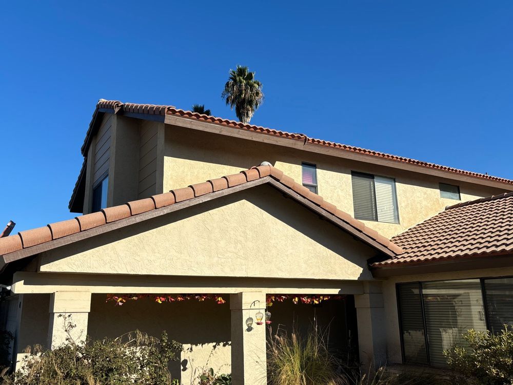 Slide of Zenith Roofing Services