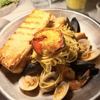 Chart House - New American Near Me - San Antonio, Texas