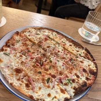 Camaraderie - Tarte flambee - New American Near Me - Houston, Texas