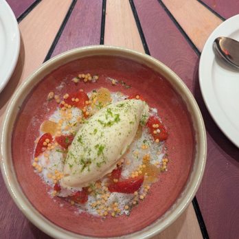Mariscos San Pedro - EXCELLENT dessert- Granizado - Mexican Near Me - Chicago, Illinois
