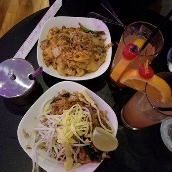 Xiandu Thai - Chicken pad Thai ($7) - Thai Near Me - Philadelphia, Pennsylvania Xiandu Thai - Chicken pad Thai ($7) - Thai Near Me - Philadelphia, Pennsylvania