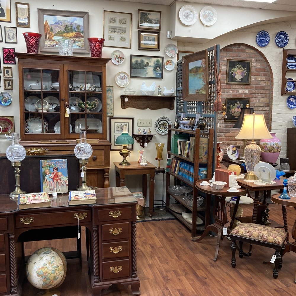 Antiques Attic - Front area - Antiques Near Me - New Albany, Indiana Antiques Attic - Front area - Antiques Near Me - New Albany, Indiana