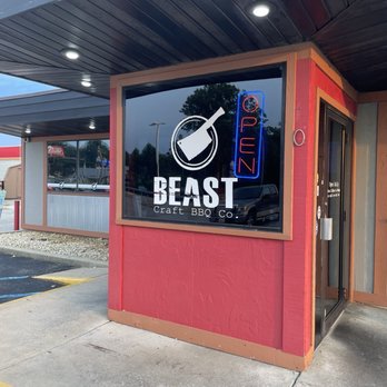 BEAST Craft BBQ - Front door--very welcoming place! - Barbeque Near Me - Belleville, Illinois BEAST Craft BBQ - Front door--very welcoming place! - Barbeque Near Me - Belleville, Illinois