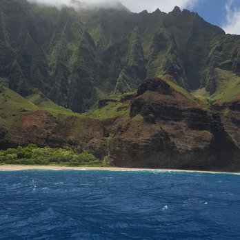 Holoholo Charters - Boating Near Me - Eleele, Hawaii Holoholo Charters - Boating Near Me - Eleele, Hawaii