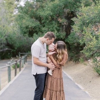 Lakeview Park - Family moment at Lakeview park - Parks Near Me - San Marcos, California Lakeview Park - Family moment at Lakeview park - Parks Near Me - San Marcos, California