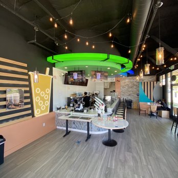 Hay Tea - the view from the entrance - Bubble Tea Near Me - San Leandro, California Hay Tea - the view from the entrance - Bubble Tea Near Me - San Leandro, California
