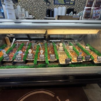 Nico's Fish Market - Poke Bar - Seafood Markets Near Me - Honolulu, Hawaii
