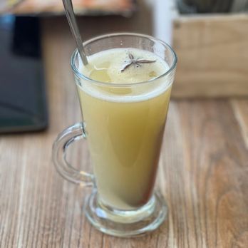 Restaurant White Horse - Hot Pear Cider - Czech Near Me - Prague, Puerto Rico Restaurant White Horse - Hot Pear Cider - Czech Near Me - Prague, Puerto Rico