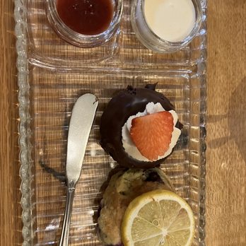 Asterisk Supper Club - Scone and cake - Cocktail Bars Near Me - Westerville, Ohio Asterisk Supper Club - Scone and cake - Cocktail Bars Near Me - Westerville, Ohio