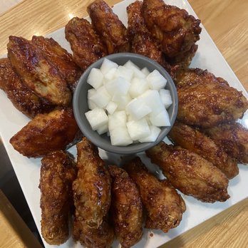 Bonchon Fountain Valley - 20 piece , 10 spicy , 10 soy - Korean Near Me - Fountain Valley, California Bonchon Fountain Valley - 20 piece , 10 spicy , 10 soy - Korean Near Me - Fountain Valley, California
