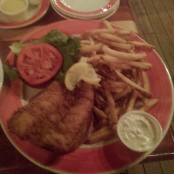 Surf Hut - Grouper sandwitch - Seafood Near Me - Destin, Florida Surf Hut - Grouper sandwitch - Seafood Near Me - Destin, Florida