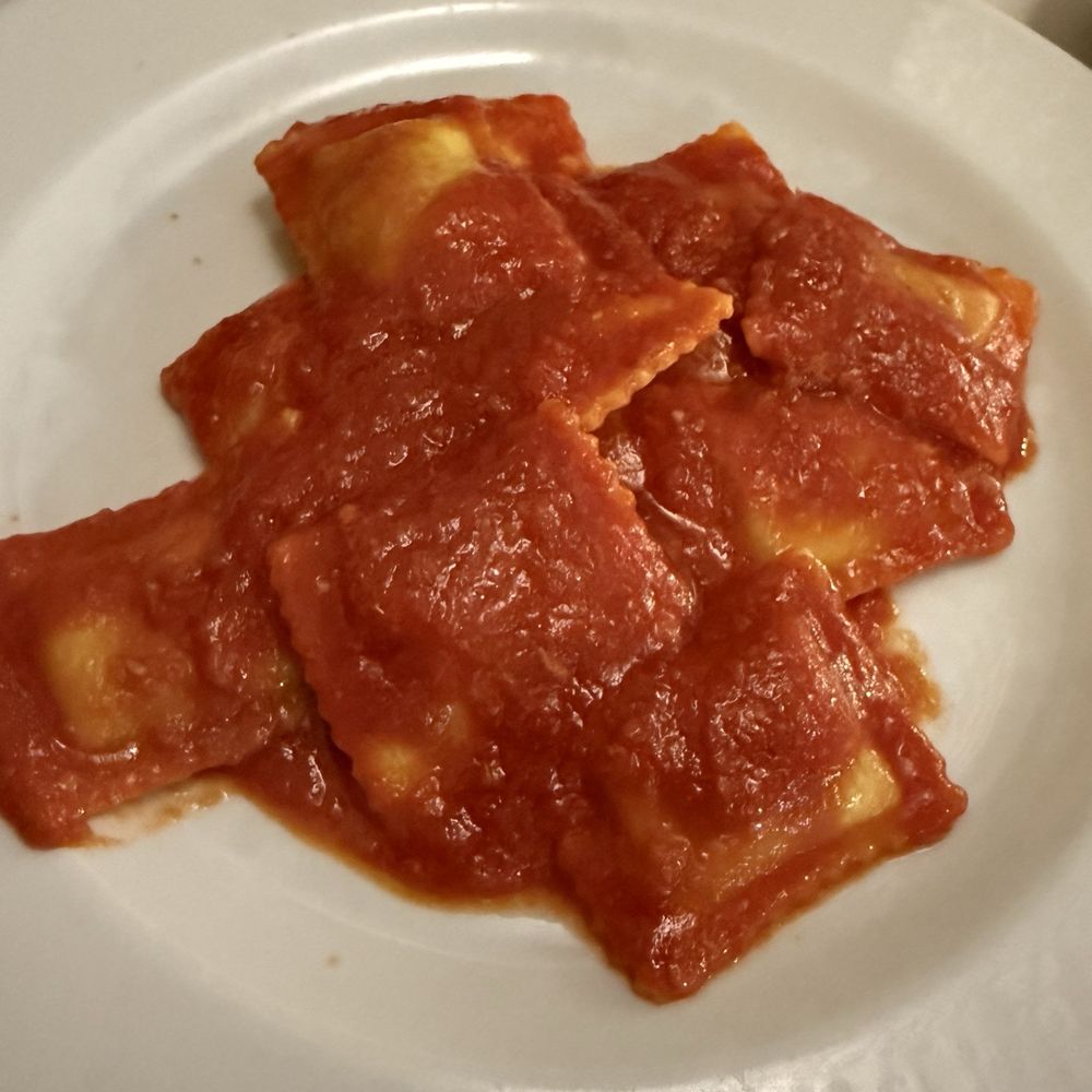 Da Romolo Alla Mole Adriana - Ravioli VERY acidic - Pizza Near Me - Rome, RM Da Romolo Alla Mole Adriana - Ravioli VERY acidic - Pizza Near Me - Rome, RM