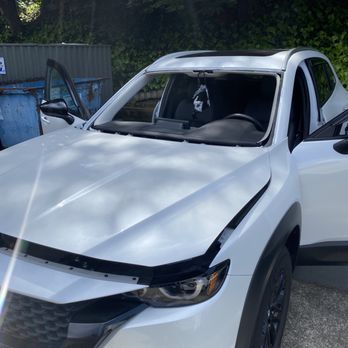 Velocity Auto Glass - Windshield Installation & Repair Near Me - Greenbrae, California Velocity Auto Glass - Windshield Installation & Repair Near Me - Greenbrae, California